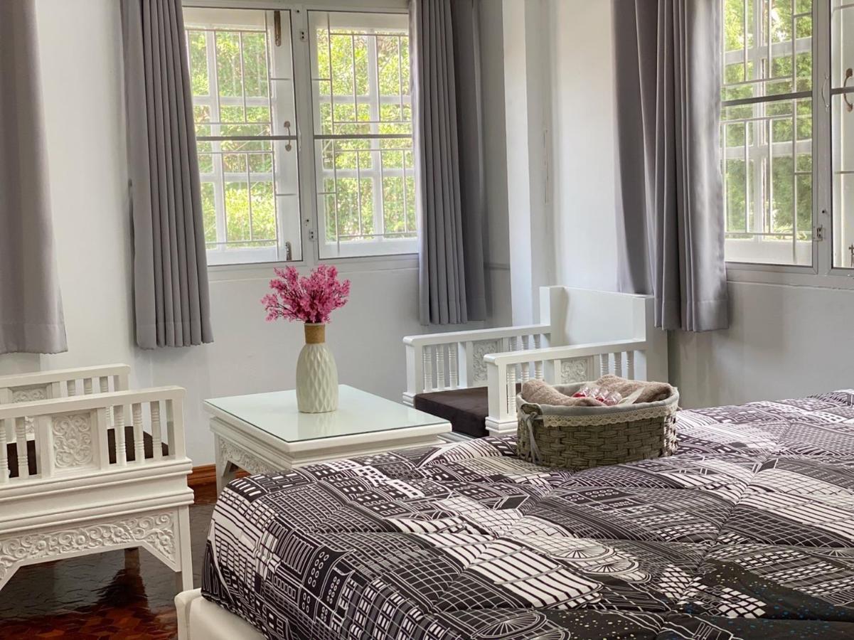 Boxsoon Nimman 2 # 4Beds 3Baths Villa Chiang Mai Bagian luar foto